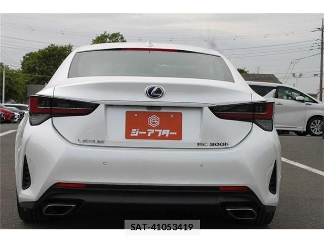 Lexus RC 2019-10 6612928-13