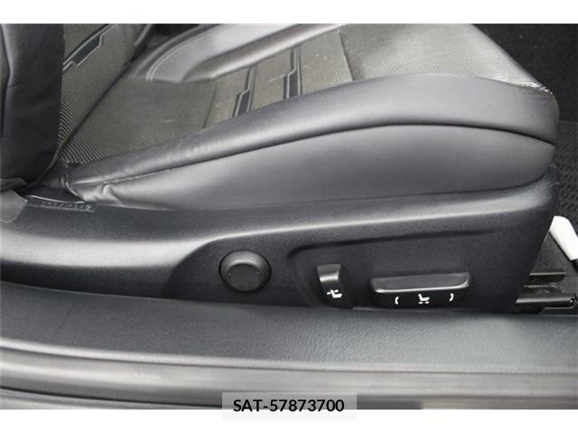 Lexus RC 2015-04 6641869-27