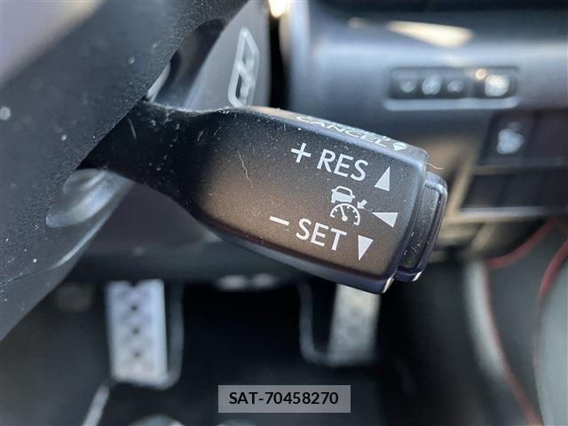 Lexus RC 2014-12 6676711-27