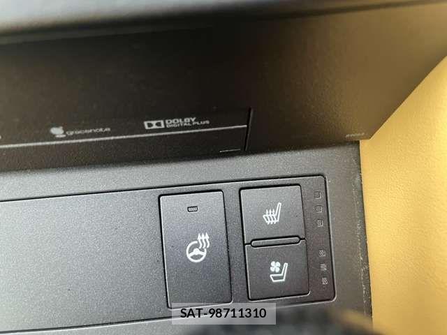Lexus RC 2015-04 6716556-9