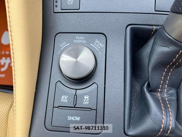 Lexus RC 2015-04 6716556-10
