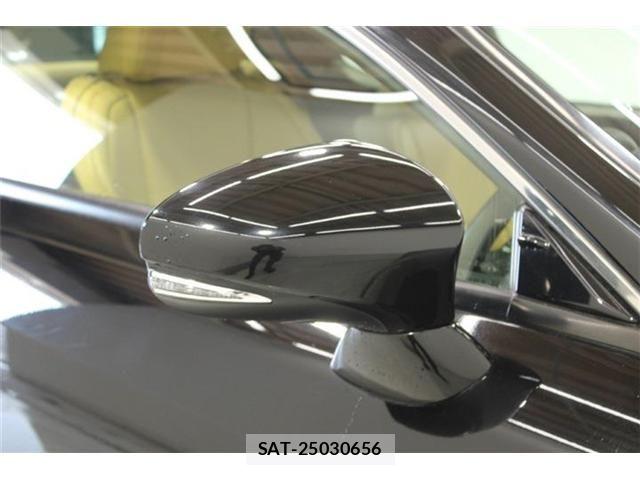 Lexus RC 2014-10 6907826-22