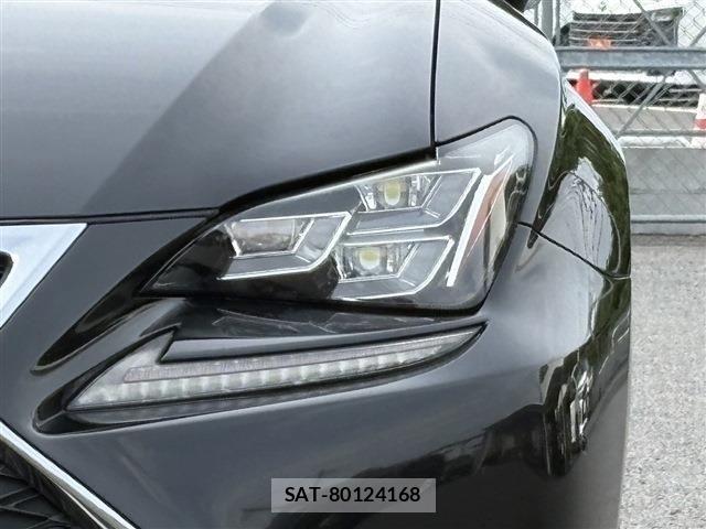 Lexus RC 2016-08 7221108-24