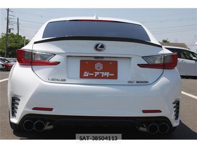 Lexus RC 2015-07 7221098-15