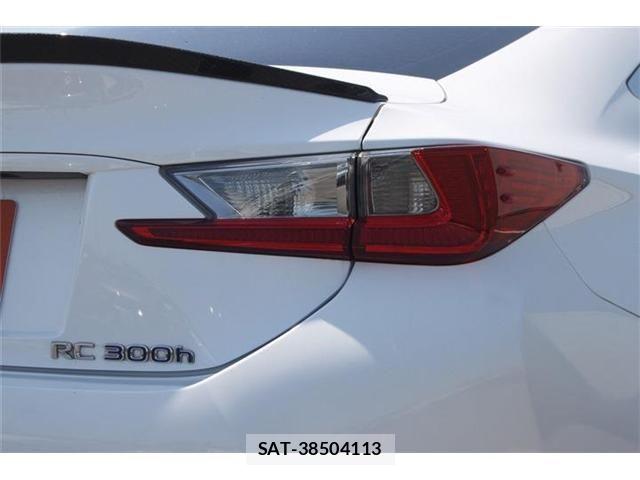 Lexus RC 2015-07 7221098-17