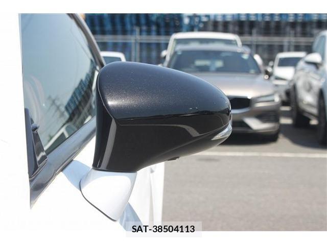 Lexus RC 2015-07 7221098-21