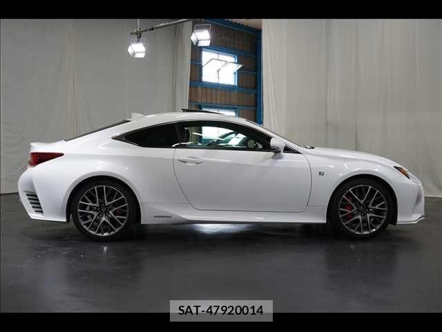 Lexus RC 2017-07 7221104-15