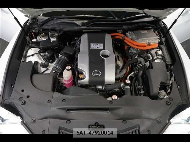 Lexus RC 2017-07 7221104-19