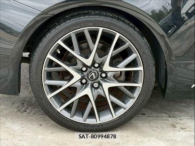 Lexus RC 2018-06 7725168-11