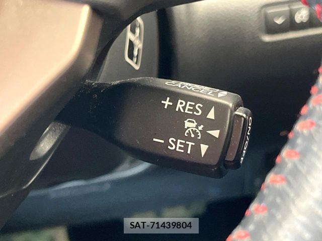 Lexus RC 2015-02 8074384-3