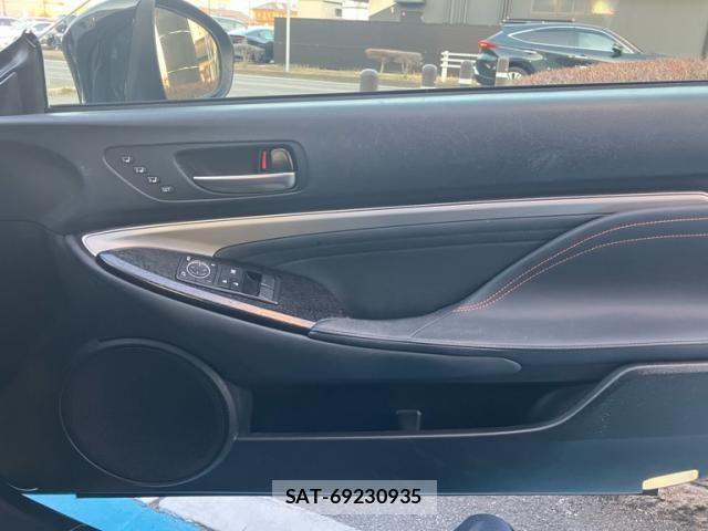 Lexus RC 2018-04 8100187-13