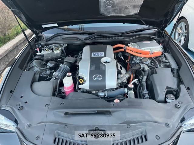 Lexus RC 2018-04 8100187-25