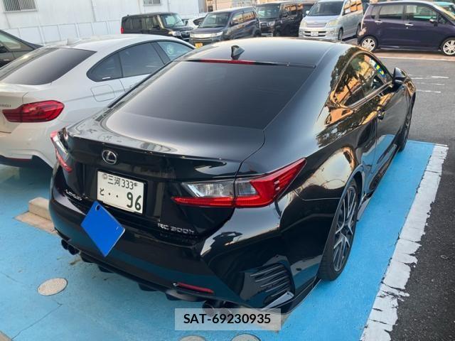 Lexus RC 2018-04 8100187-2