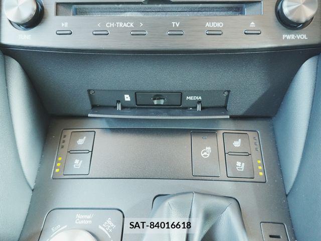 Lexus RC 2023-03 8100188-17