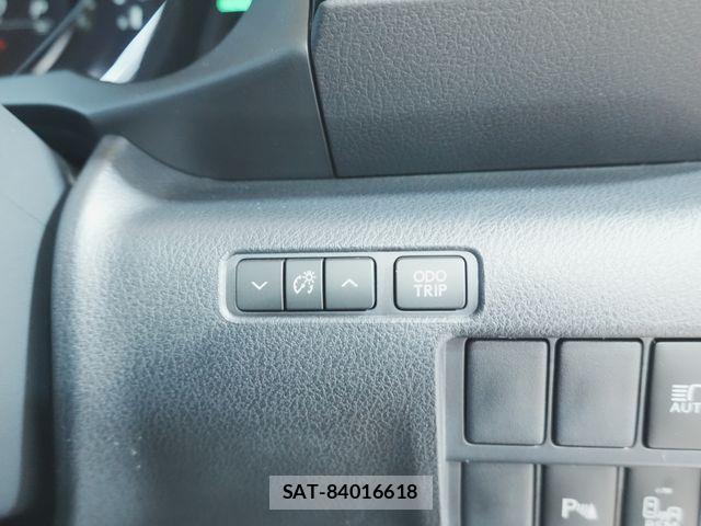 Lexus RC 2023-03 8100188-23