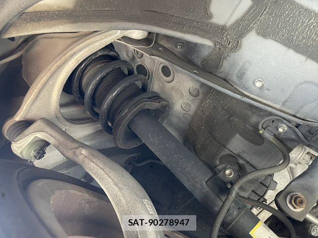 Lexus RC 2015-02 8131045-12