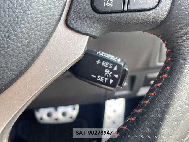 Lexus RC 2015-02 8131045-27