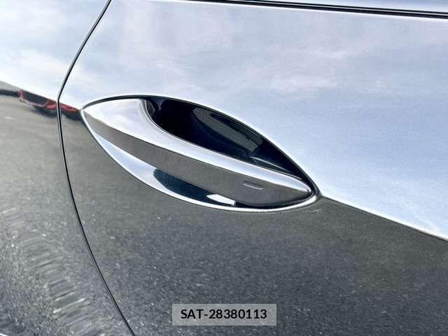 Lexus RC 2018-06 8131043-11