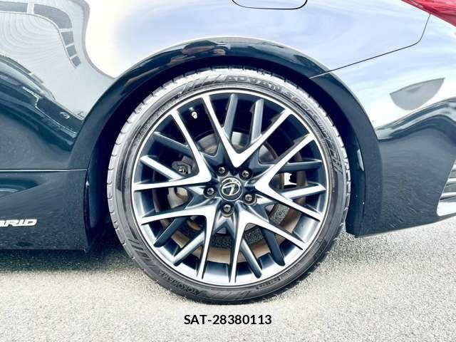 Lexus RC 2018-06 8131043-12