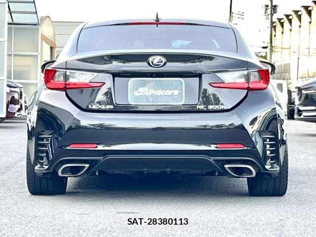 Lexus RC 2018-06 8131043-5