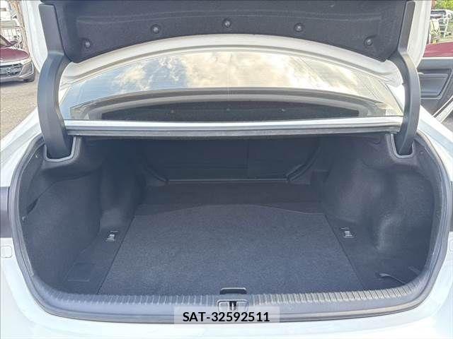 Lexus RC 2019-09 8131044-9