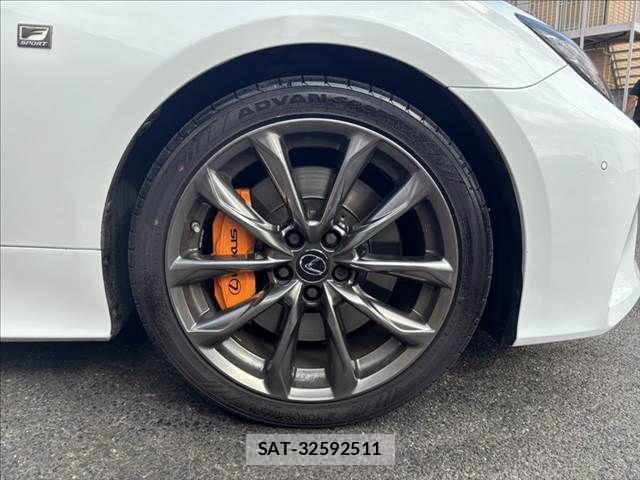 Lexus RC 2019-09 8131044-12