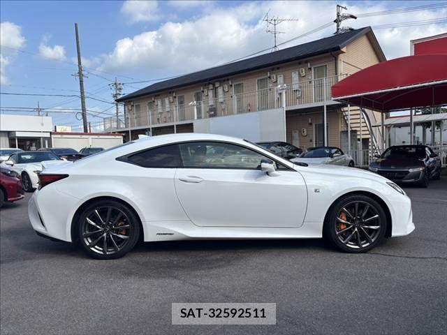 Lexus RC 2019-09 8131044-16