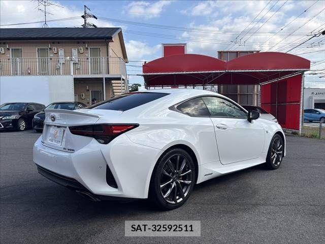 Lexus RC 2019-09 8131044-17
