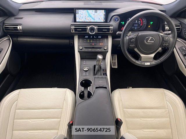 Lexus RC 2021-03 8131042-1