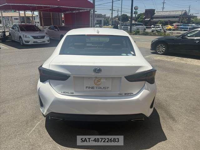 Lexus RC 2019-05 8208451-17