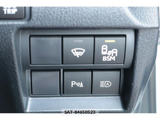 Lexus RC 2023-03 8354861-28