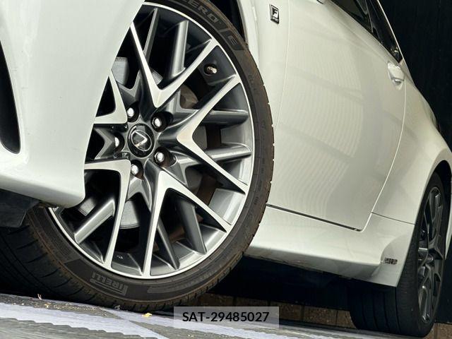 Lexus RC 2015-07 8413308-17