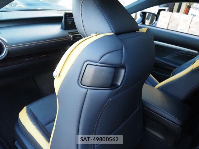 Lexus RC 2023-01 8562473-16