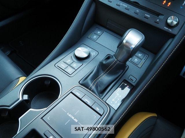 Lexus RC 2023-01 8562473-24