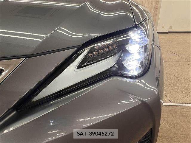 Lexus RC 2019-01 8659989-11