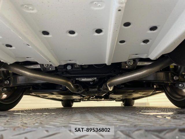 Lexus RC 2023-04 8666421-19