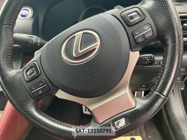 Lexus RC 2016-11 8743493-18