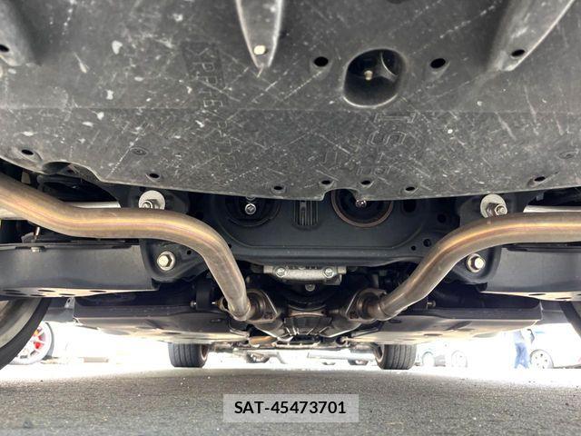Lexus RC 2014-11 8780903-19
