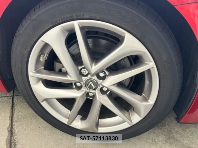Lexus RC 2019-05 8830020-11