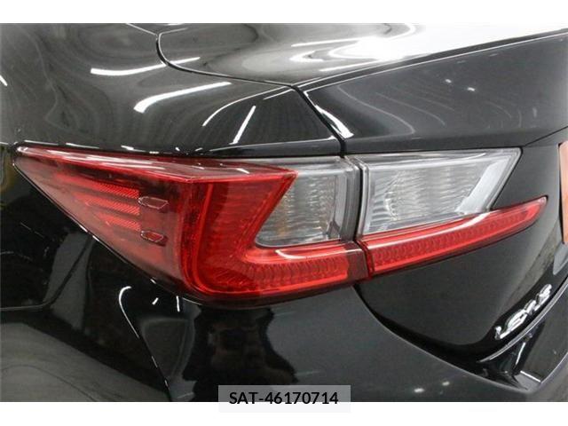 Lexus RC 2015-12 8830021-17