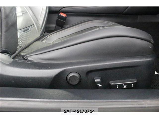 Lexus RC 2015-12 8830021-27