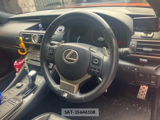 Lexus RC 2015-11 8849603-15