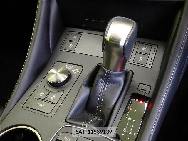 Lexus RC 2020-03 8883860-9