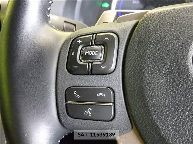 Lexus RC 2020-03 8883860-11