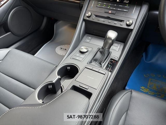 Lexus RC 2022-07 730513-26
