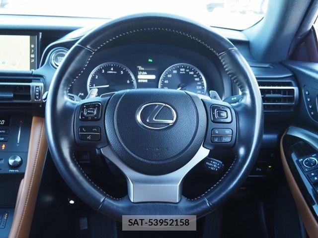 Lexus RC 2020-11 2082103-15