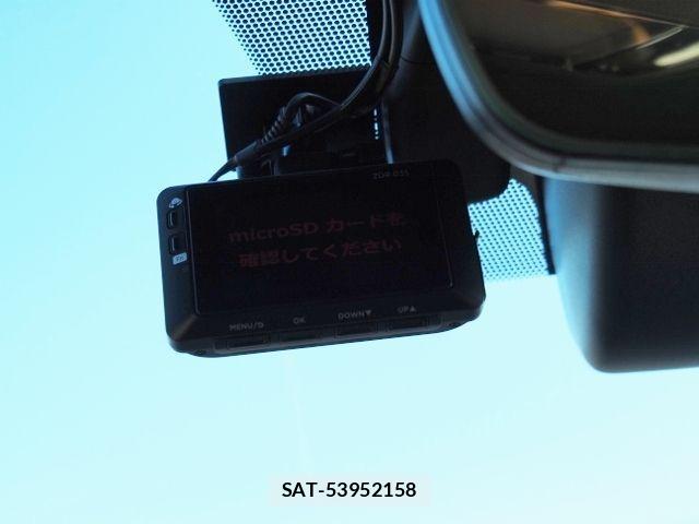 Lexus RC 2020-11 2082103-26