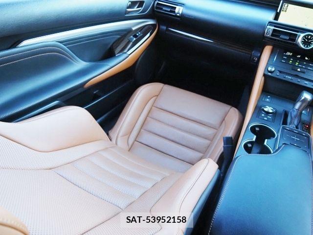 Lexus RC 2020-11 2082103-28