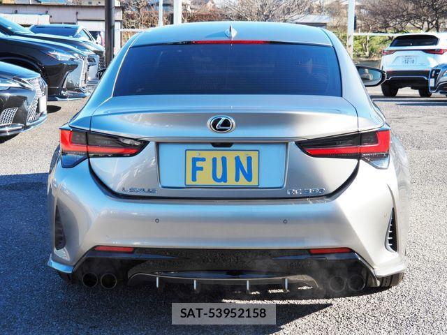Lexus RC 2020-11 2082103-6