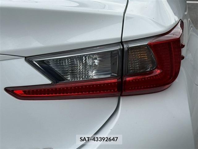 Lexus RC 2015-08 7272242-12